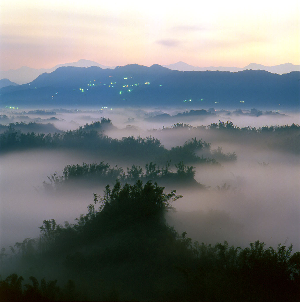 草山の朝