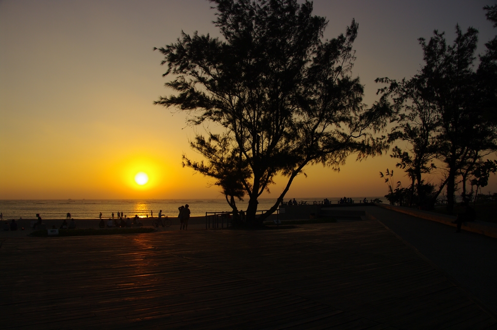 安平の夕景