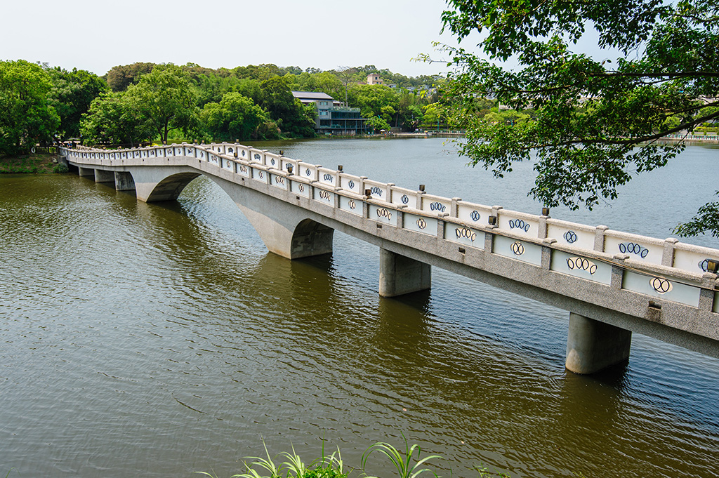 青草湖