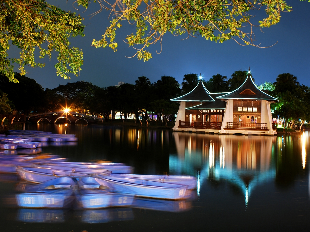 台中公園 > 観光スポット > 交通部観光署