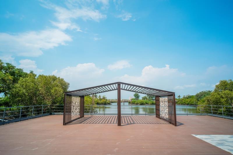 マングローブ復育湿地公園