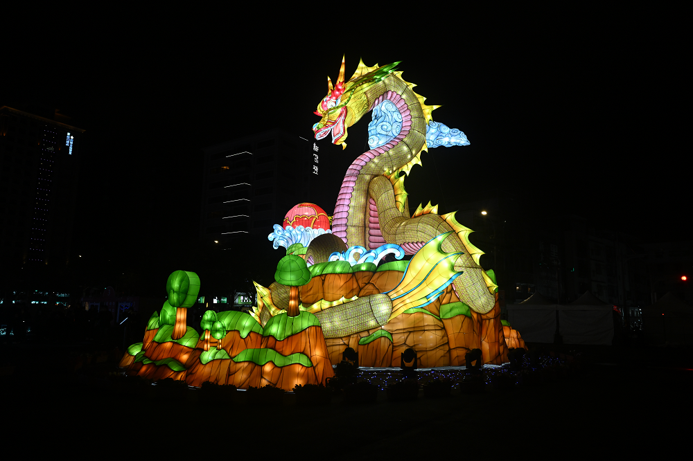 《福が輝く蛟龍》